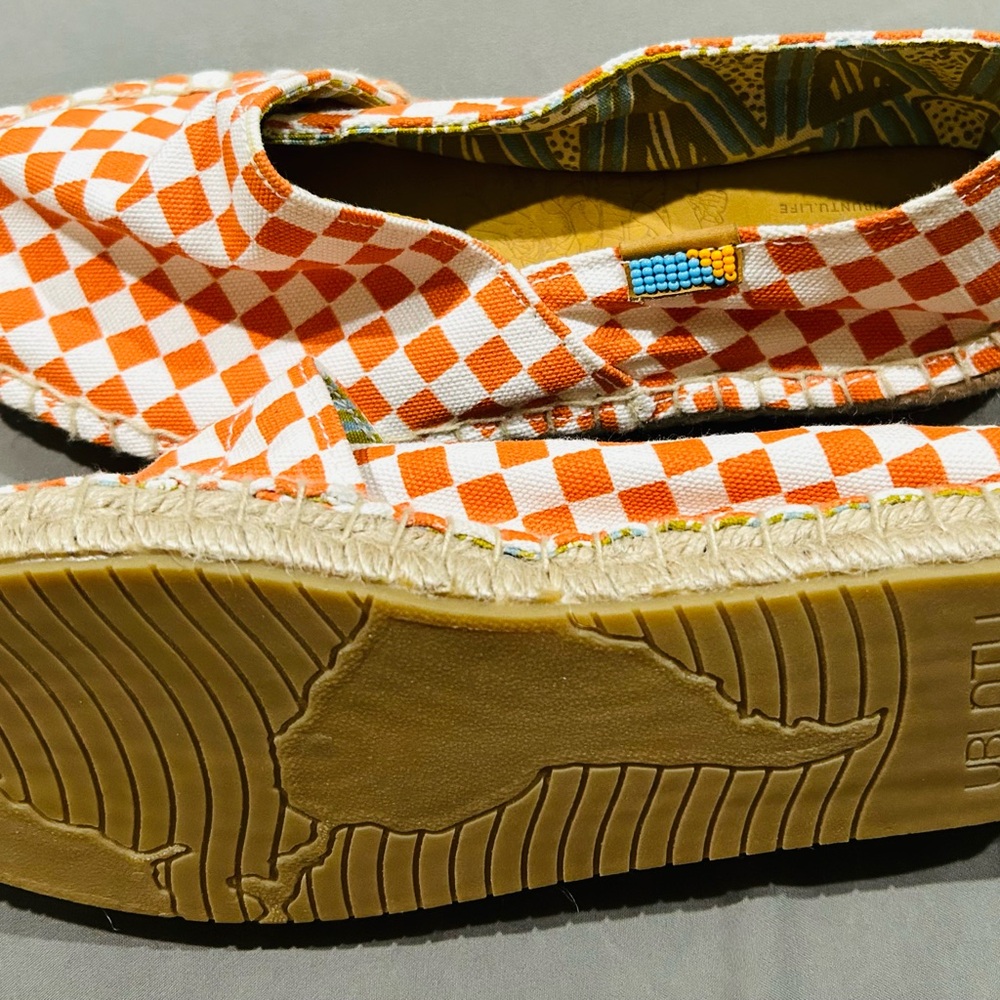 Never worn! Have original bag to go with them. Ubuntu Life shoes. Size 8.